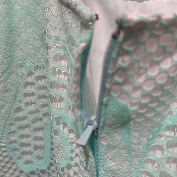 Lilly Pulitzer Lace Dress - Picture 4 of 6